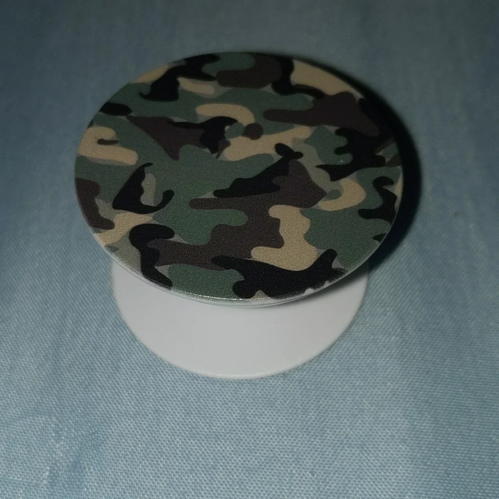 Camo Phone Grip And Stand